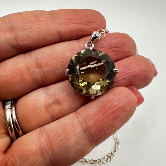 Stunning 18mm Round cut Smokey Quartz pendant and necklace in solid sterling! - Picture 4 of 13